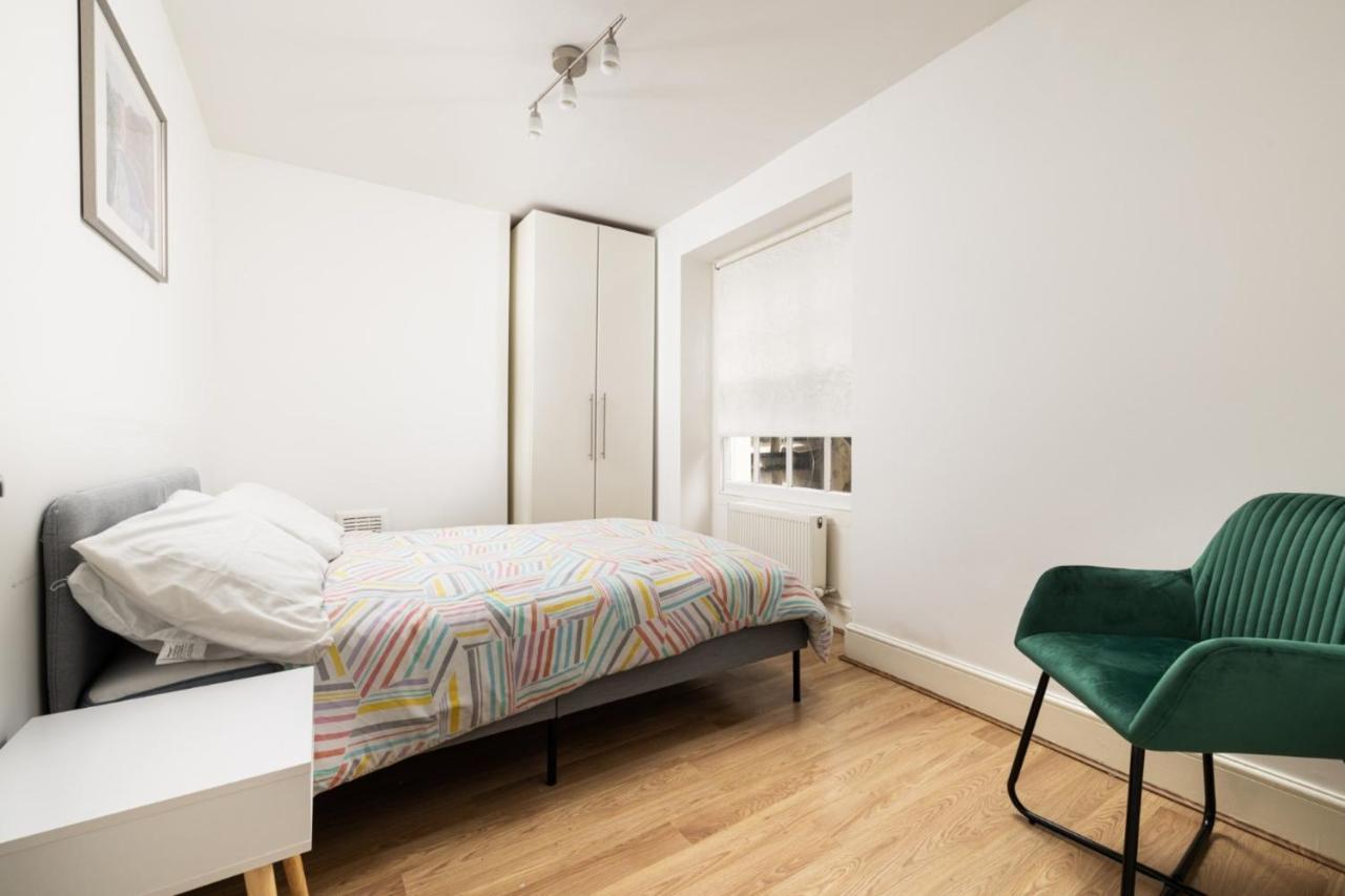Апартаменты Mornington Crescent Лондон Экстерьер фото